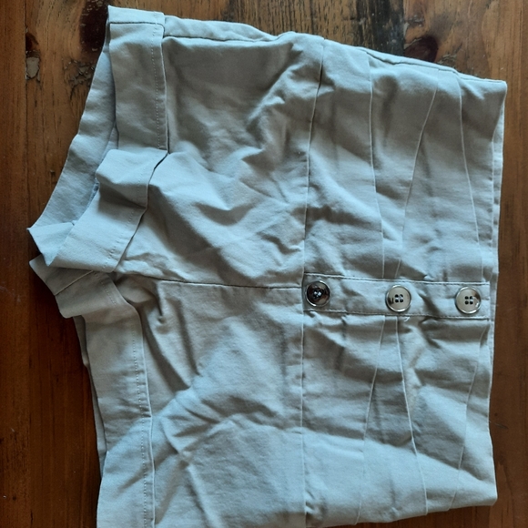 Petite Shorts - Picture 4 of 4